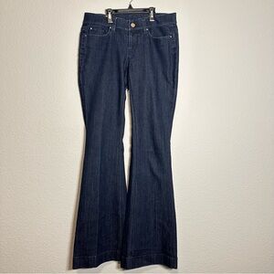 ANN TAYLOR "MODERN FIT" Denim Jeans Size 2, flare cut